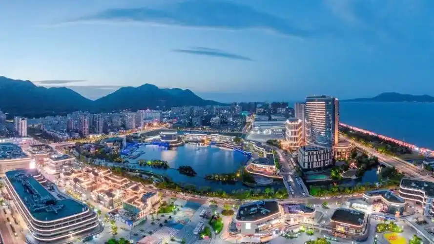 "渔都"沈家门热闹开市 舟山普陀打造"海味"夜经济样板_海鲜夜排档_海