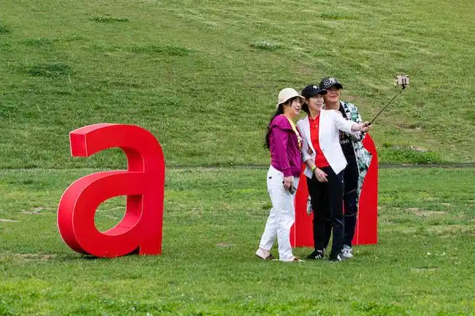 留念 摄影 金铁勇