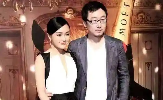 原创被琼瑶捧红因于正翻红历经两次情伤如今40岁的她活成少女