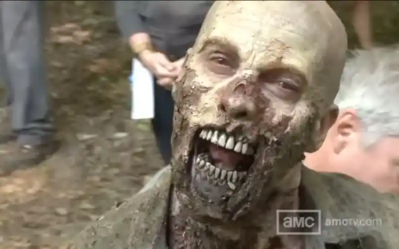 《行尸走肉》s3e11拍摄及制作花絮 | 中英双语