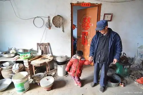 大学生辞掉高薪工作,回乡娶邻家女孩儿,他想要什么样的生活呢?