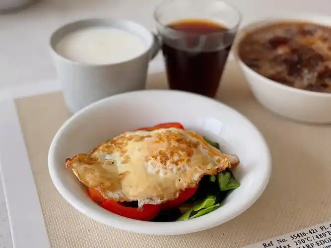 今日份早餐煎蛋被子盖蔬菜