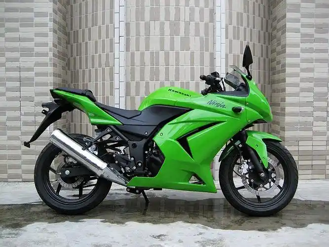 川崎zx250r电喷小忍者