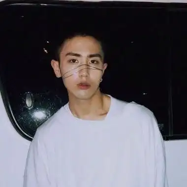 qq头像男生可爱高清好看帅的可爱风格男生头像图片