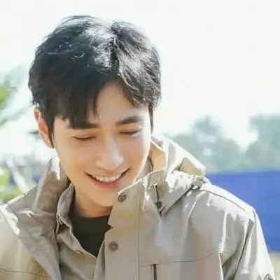 朱一龙高清头像