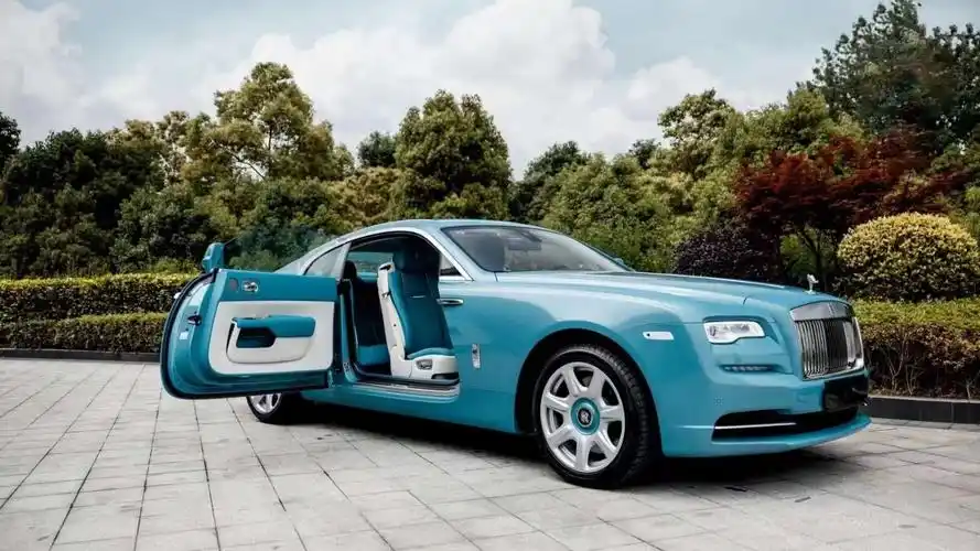 2021款劳斯莱斯魅影的大胆设计,让我们无法用惯性思维来思考,它是采用