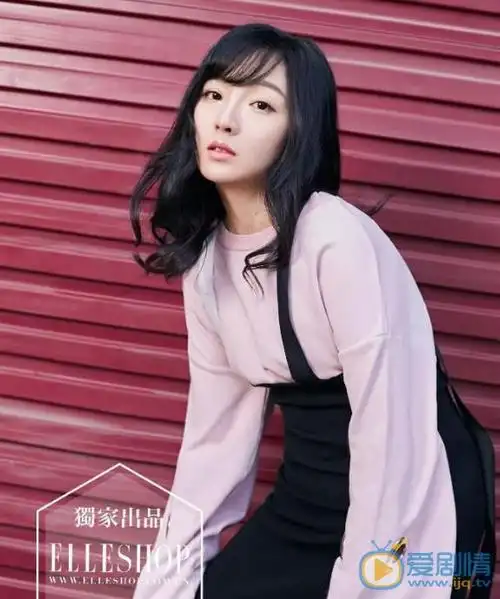 生活中的她竟如此可爱 - 经典影视大全