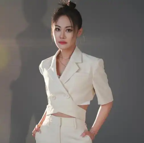 歌手梦然的真名叫什么?