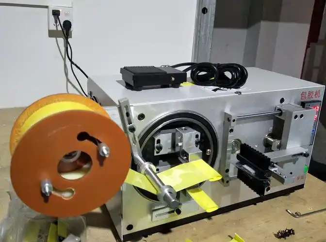 高压包自动包胶机点火线圈自动包胶机散热片包胶机变压器包胶机