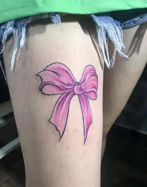 蝴蝶结纹身图片_腿部新传统old school纹身图案
