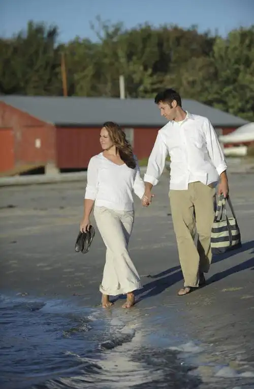 成年人,两个人,竖图,室外,白天,海洋,水,美国,浪漫,摄影,缅因州,男人