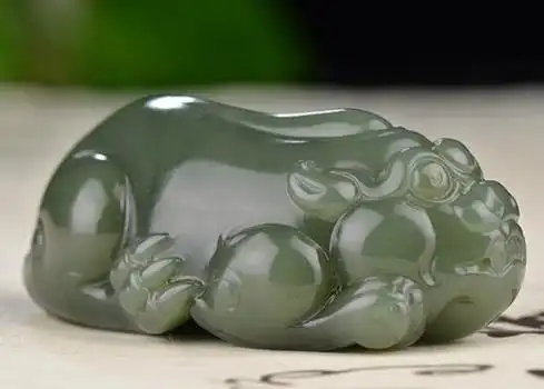 和田玉青玉颜色深的好还是浅的好-和田玉青玉知识