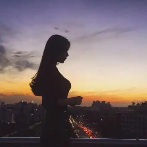 qq超拽超霸气头像女生头像背影头像