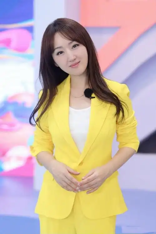 杨惠妍真实八字,杨惠妍怎么有一个漂亮的一个