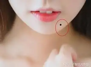 下巴长痣是什么意思(下巴下面长痣代表什么)