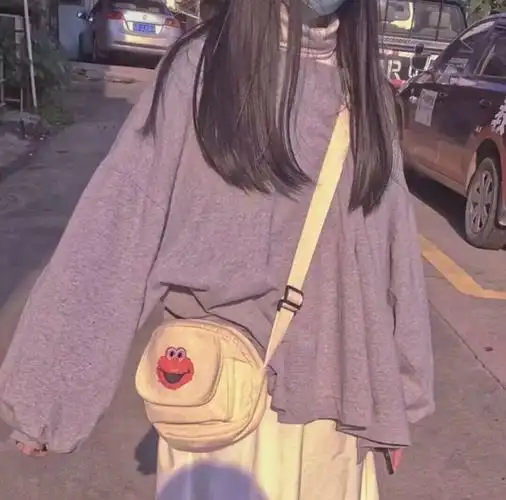 微丧不露脸真人女生头像永远不要因为别人而把自己过得卑微