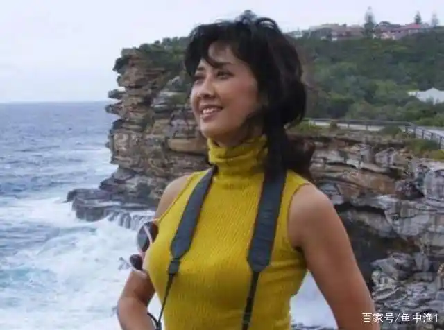 女儿国国王朱琳的红尘痴缠,她真的入戏太深,为徐少华孤苦一生吗