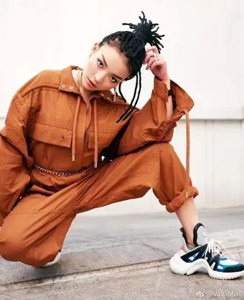 一大波女rapper,本可以靠颜值,却非要用才华吊打脸谱式网红?