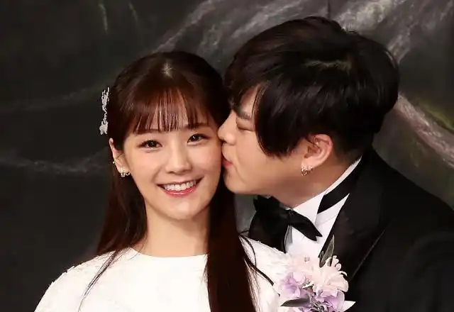 文熙俊昭燏婚礼现场曝光 甜蜜幸福羡煞众人