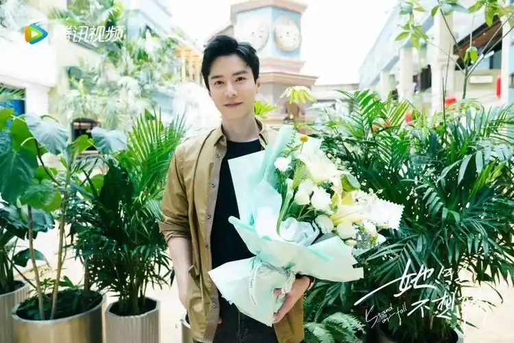 王冠逸《闪耀的她》开播,理性直球追爱"咖啡之恋"_刘芸_女性_秦岚