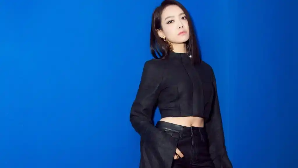 气质女星宋茜时尚私服写真,高清壁纸图片,大陆明星-回车桌面