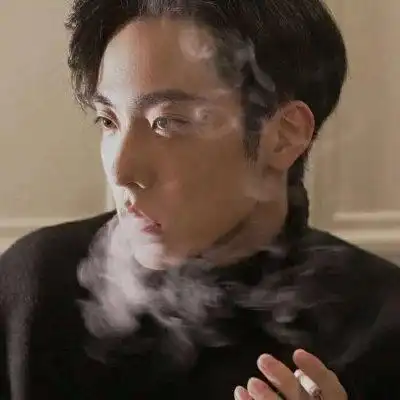 2019最火爆微信头像男生霸气个性全世界都对只有我不明是非