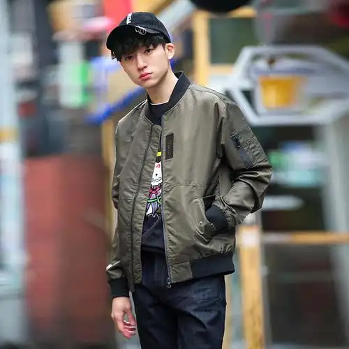 帅气飞行夹克,街拍达人首选搭配