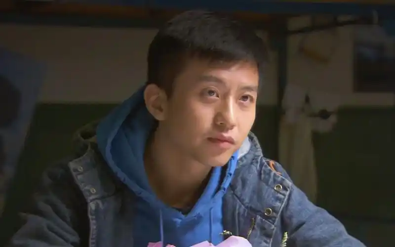 一口气看完《相爱十年》,穷学生被同学瞧不起,没想到多年后成为亿万