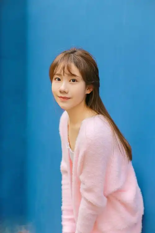 文艺女青年美女图片