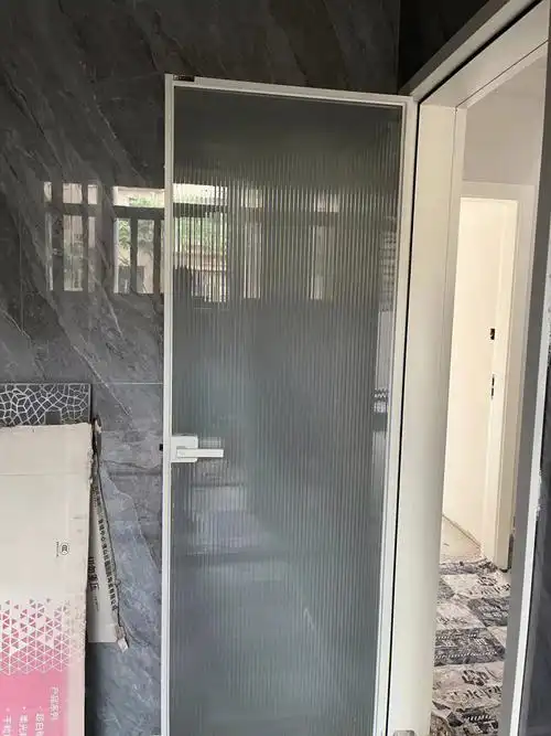 网购1k的极窄长虹玻璃门安全下车