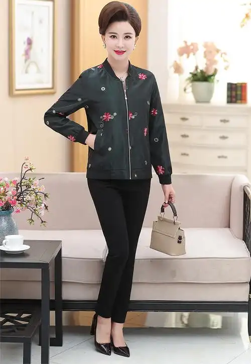 中老年时尚女装2018秋季新款休闲长袖上衣妈妈装50岁春秋中年外套