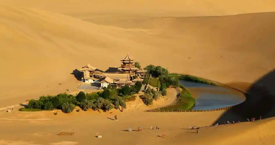 月牙泉在哪里月牙泉门票多少钱一张