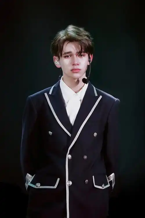 最近看怜0一直代的这两张图