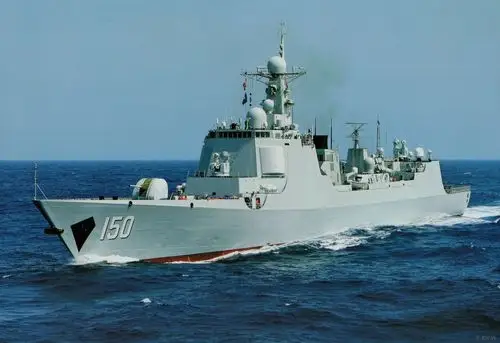 图为东海舰队最新服役的052c级导弹驱逐舰150号长春舰.