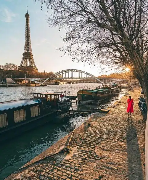 法国巴黎,文艺舒适的塞纳河畔