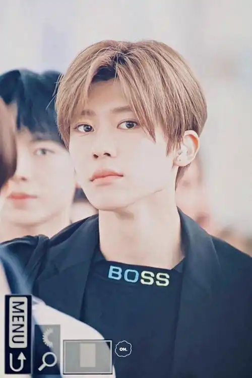 韩国五代男团top3颜值担当:元彬神级复古美男,选秀团忙内封初恋