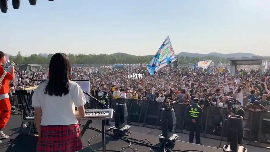 2021济南迷笛音乐节孩迷舞台auqablue现场