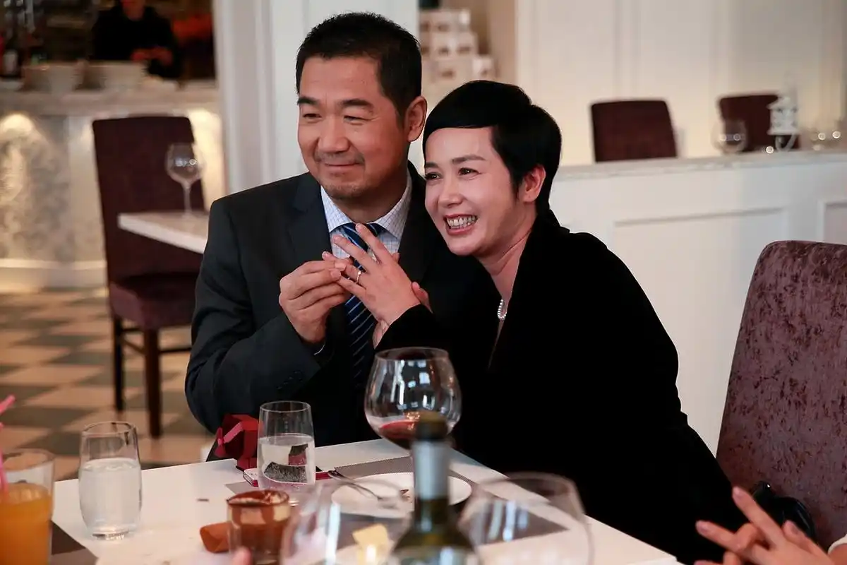 我脑海中关于蒋雯丽老师的官配应该是张国立老师才对啊,跟明道简直