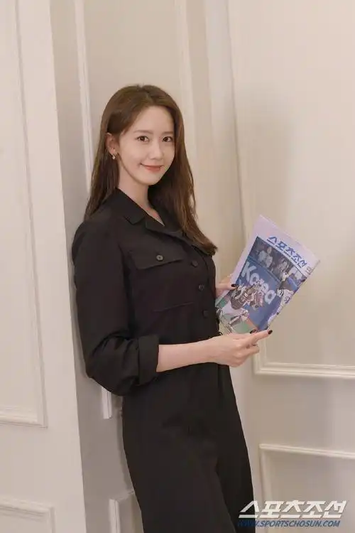 240321 林允儿相关采访新闻图一则    少女时代,国民center,演员