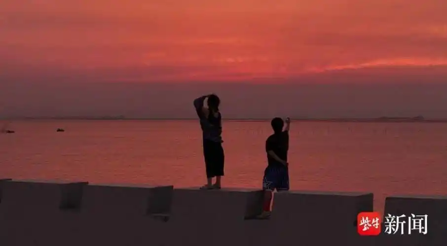 紫牛拍咖丨西连岛堤头灯塔晚霞