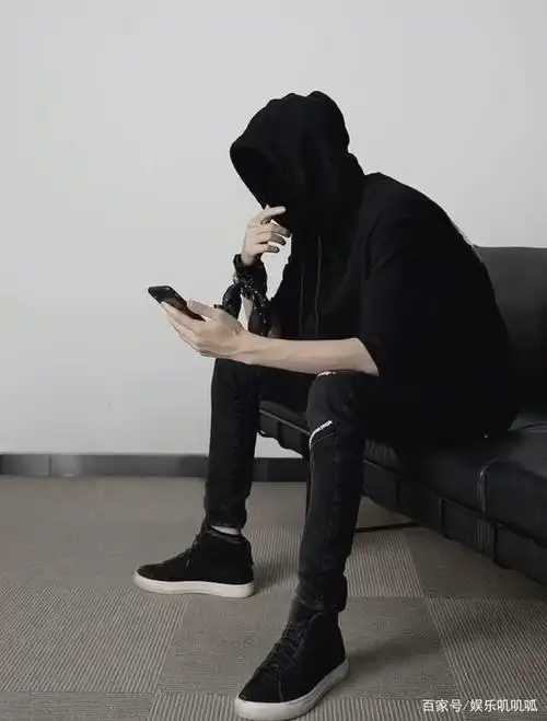 抖音上的网红小哥黑脸v