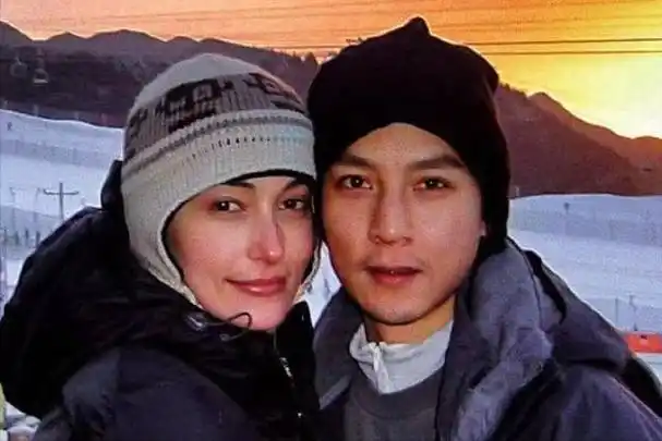 影帝刘烨和他的儿子小诺曾在湖南卫视的综艺节目《爸爸去哪儿》中露面