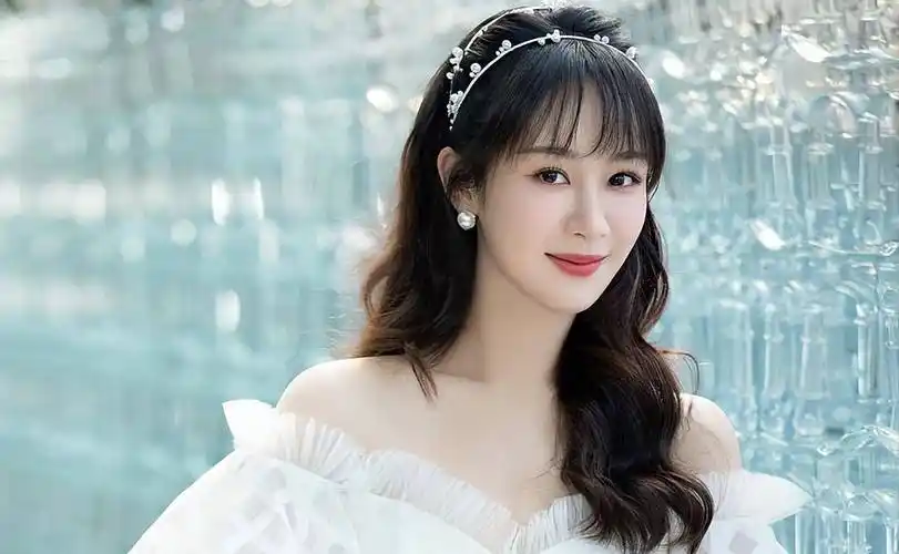 90后小花杨紫遭遇粉丝质疑称其演技下滑只想做大明星