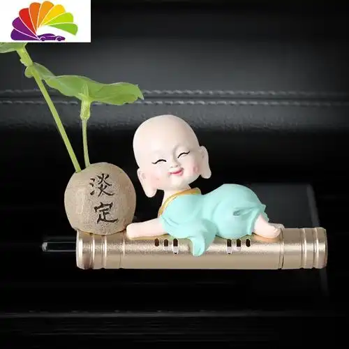 小和尚创意可爱公仔车载香熏摆件车内装饰品淡定出风口香薰送三根香薰