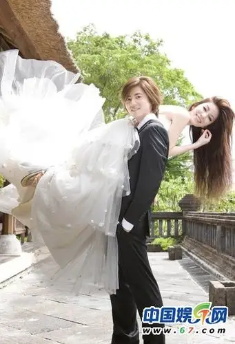 迷奸门主角许维恩婚变 与前夫alex昔日甜蜜照回顾(图)