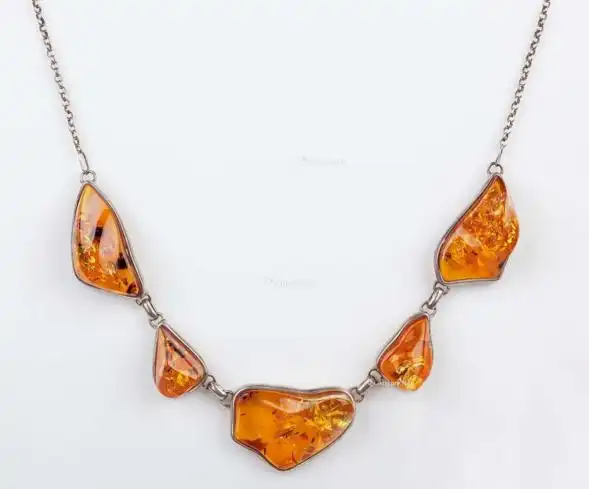 琥珀项链