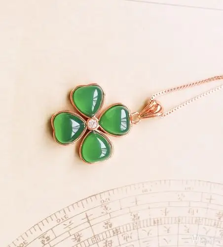 新品天然玉石高冰种满绿玉髓四叶草吊坠纯银镶嵌幸运草挂坠项链