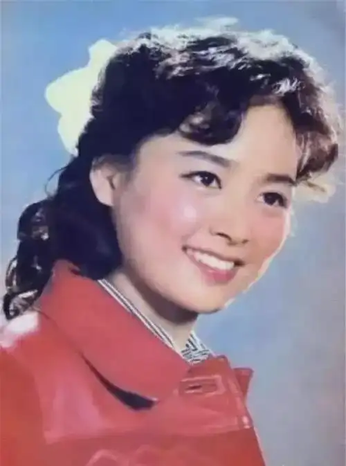 八十年代国产老电影漂亮的女演员们,朴实的美