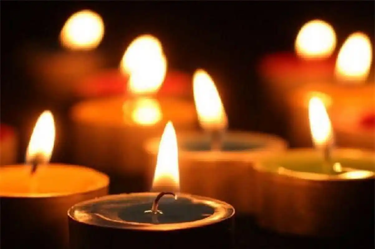 外婆一路走好 点一盏心灯,照亮天堂的路,愿您在那天堂不在孤冷,愿您在