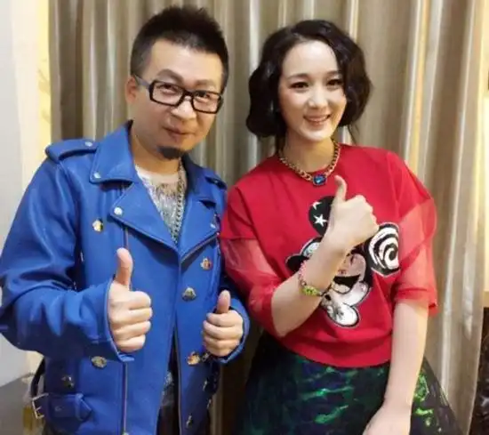 赵忠祥是她铁杆粉丝, 老搭档是神曲之父|龙梅子|赵忠祥|网络歌手